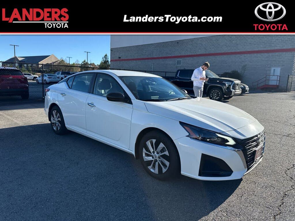 2024 Nissan Altima 2.5 S FWD