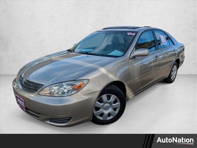2004 Toyota Camry LE FWD