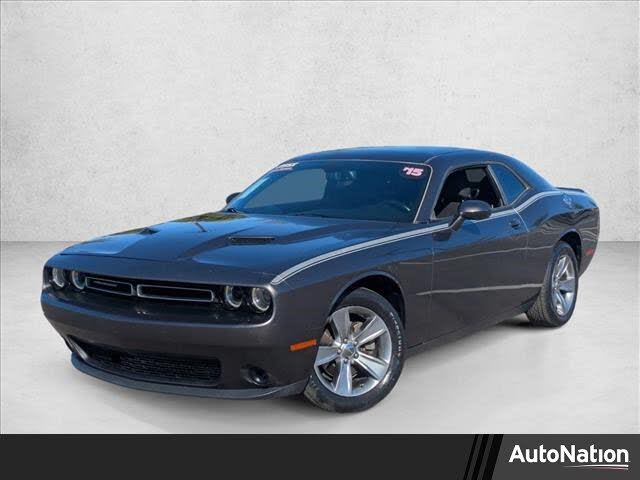 2015 Dodge Challenger SXT RWD
