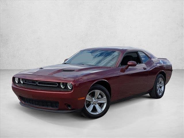 2022 Dodge Challenger SXT RWD
