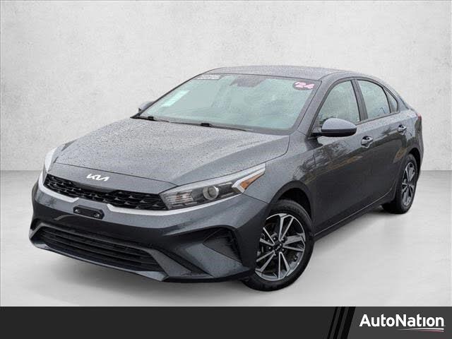 2024 Kia Forte LXS FWD