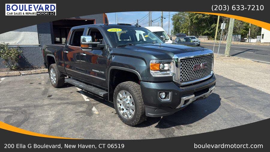 2017 GMC Sierra 2500HD Denali Crew Cab SB 4WD
