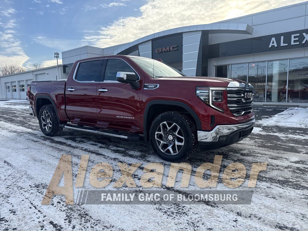 2023 GMC Sierra 1500 SLT Crew Cab 4WD