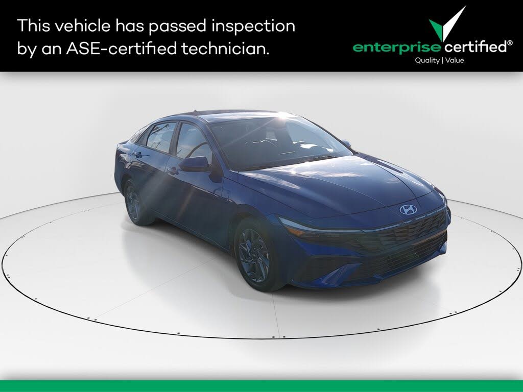 2024 Hyundai Elantra SEL FWD