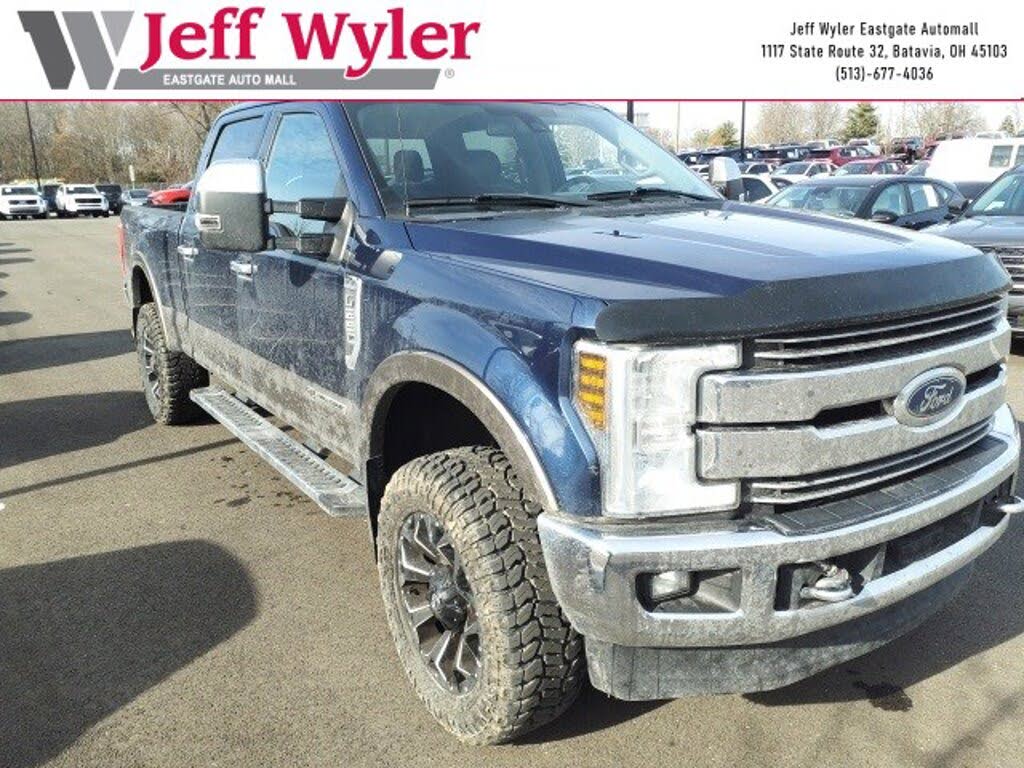 2019 Ford F-250 Super Duty Lariat Crew Cab 4WD
