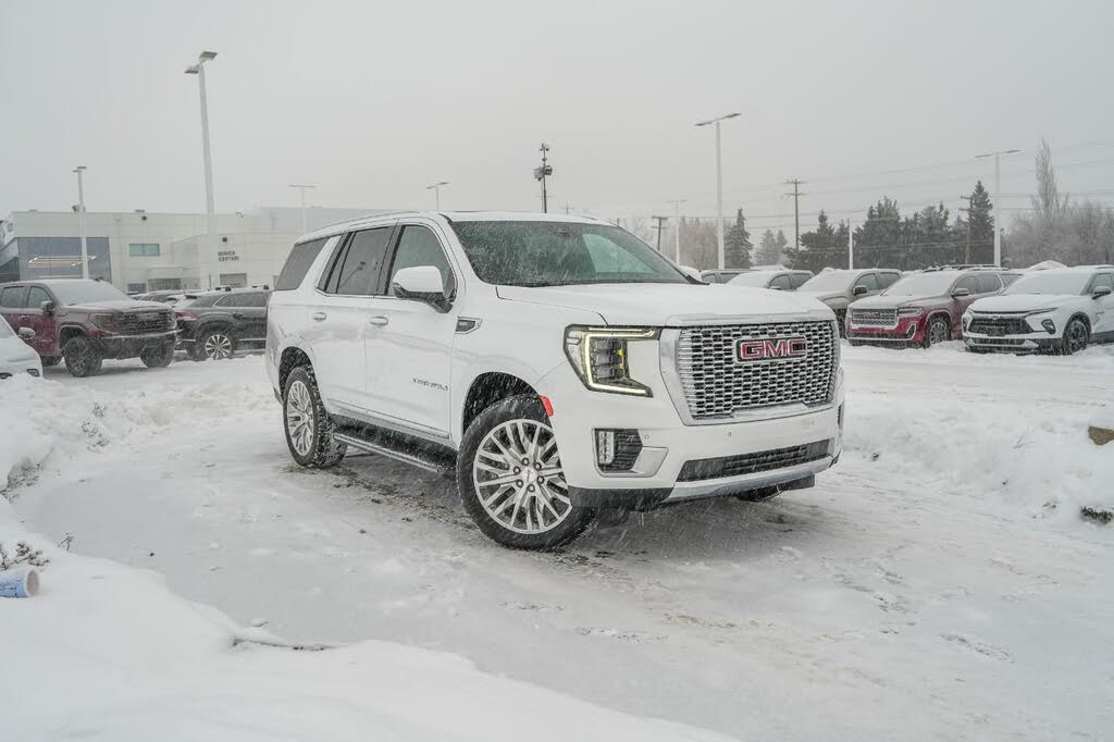 2024 GMC Yukon Denali 4WD