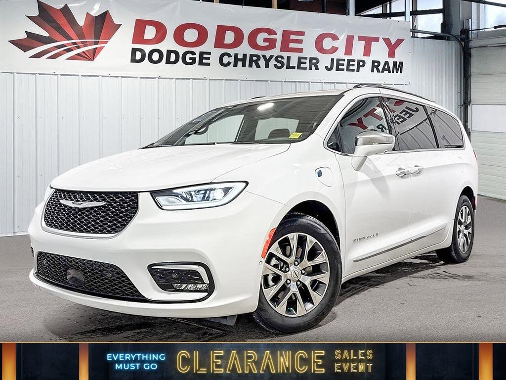 2024 Chrysler Pacifica Hybrid Pinnacle FWD