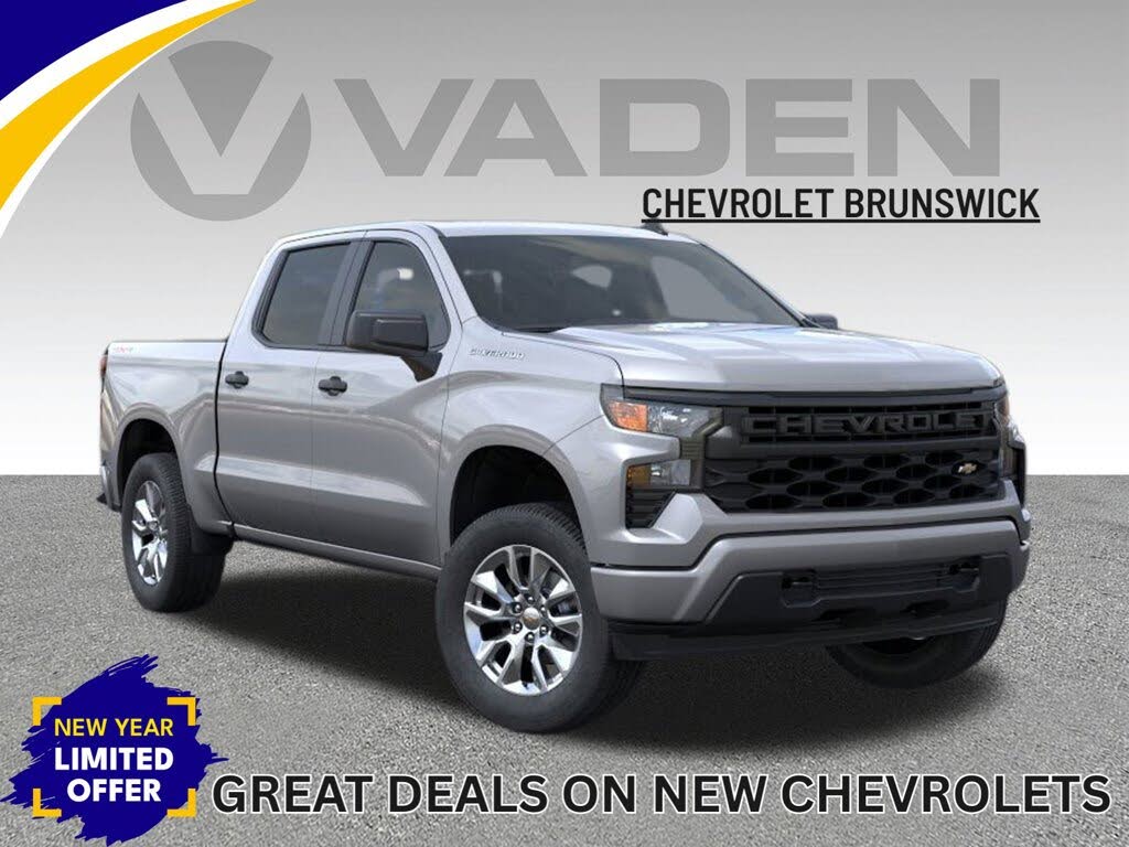 2026 Chevrolet Silverado 1500 Custom Crew Cab 4WD