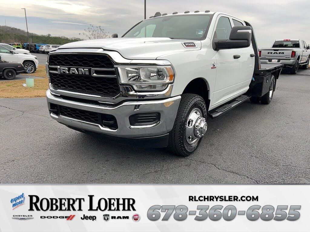 2023 RAM 3500 Chassis Tradesman Crew Cab LB DRW 4WD