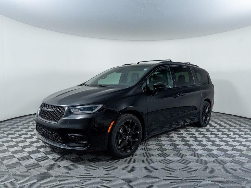 2024 Chrysler Pacifica Touring L FWD