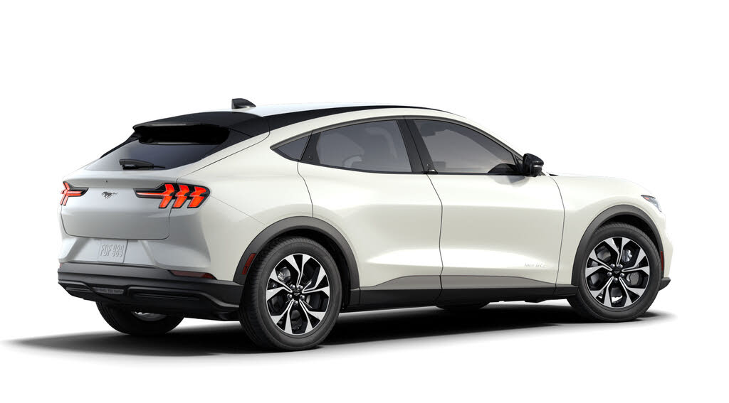 Ford Mustang Mach-E Select AWD 2025