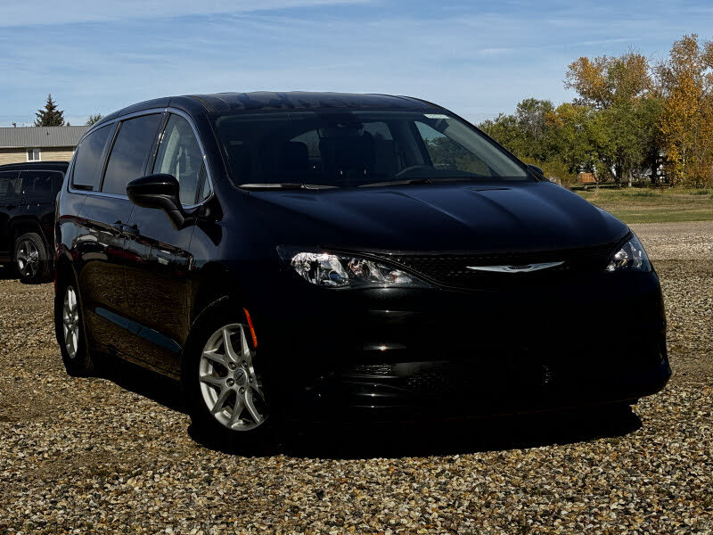 2024 Chrysler Grand Caravan SXT FWD