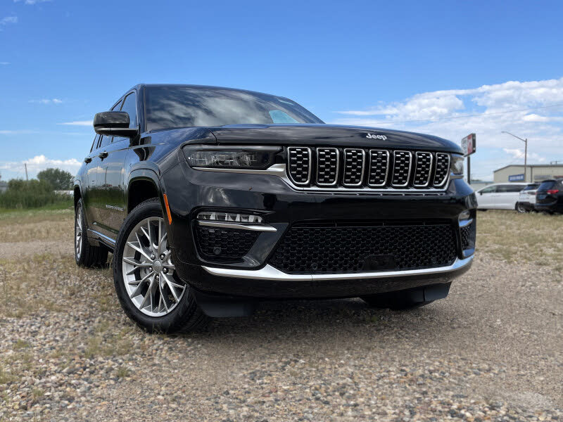 2025 Jeep Grand Cherokee Summit 4WD