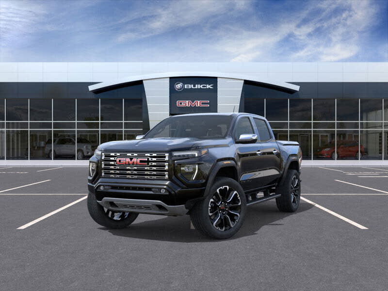 GMC Canyon Denali Crew Cab 4WD 2025