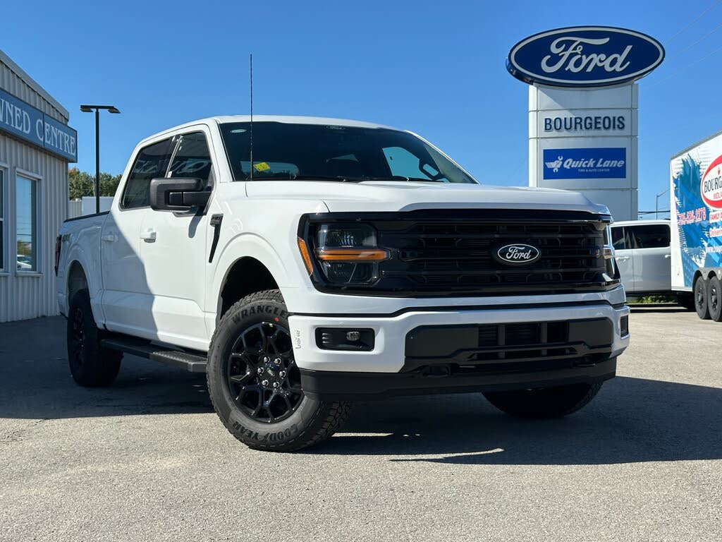 Ford F-150 XLT SuperCrew 4WD 2025