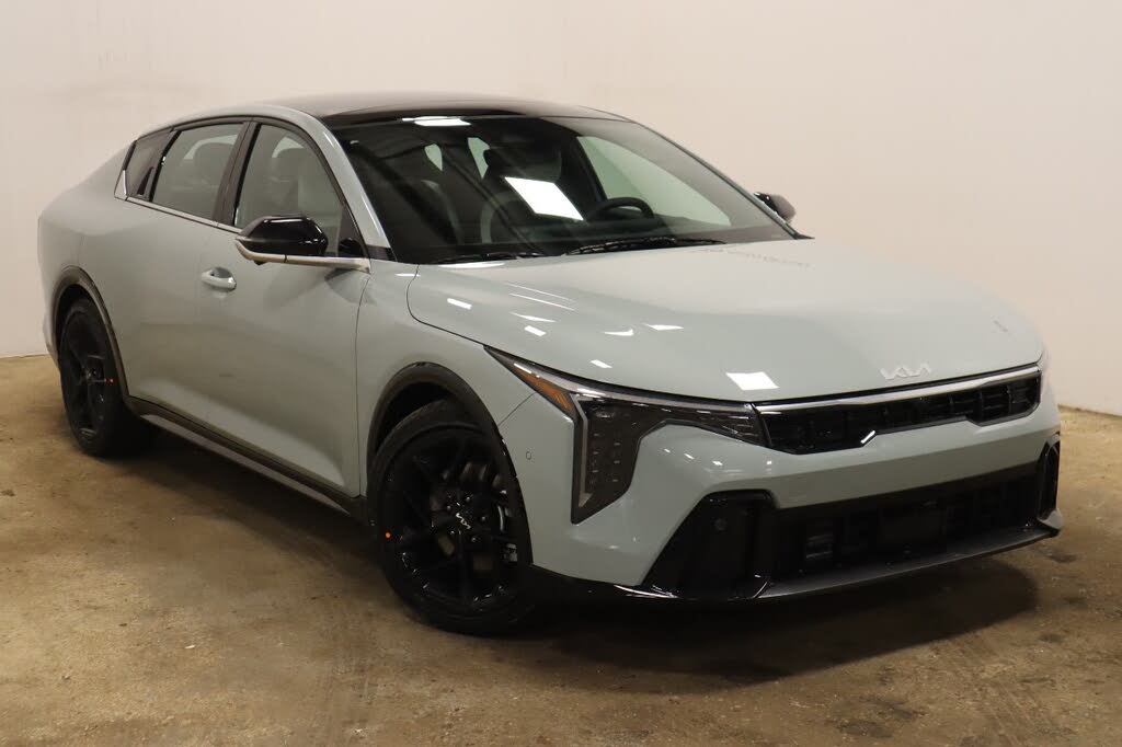 2025 Kia K4 GT-Line Turbo FWD