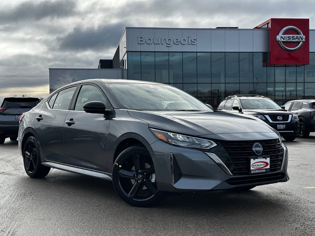 2025 Nissan Sentra SR FWD