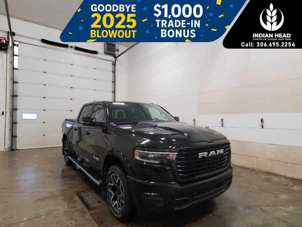 2025 RAM 1500 Laramie Crew Cab 4WD