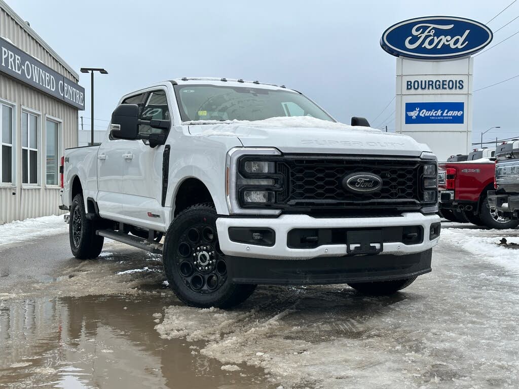 Ford F-350 Super Duty Lariat Crew Cab 4WD 2026