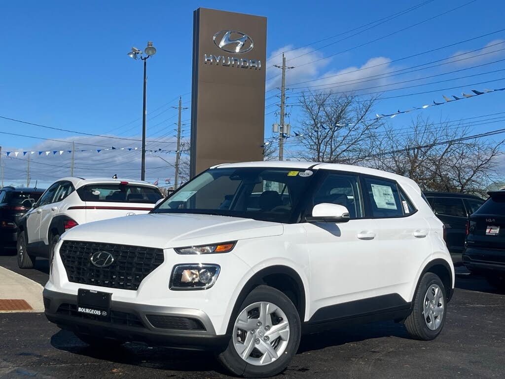 2026 Hyundai Venue SE FWD