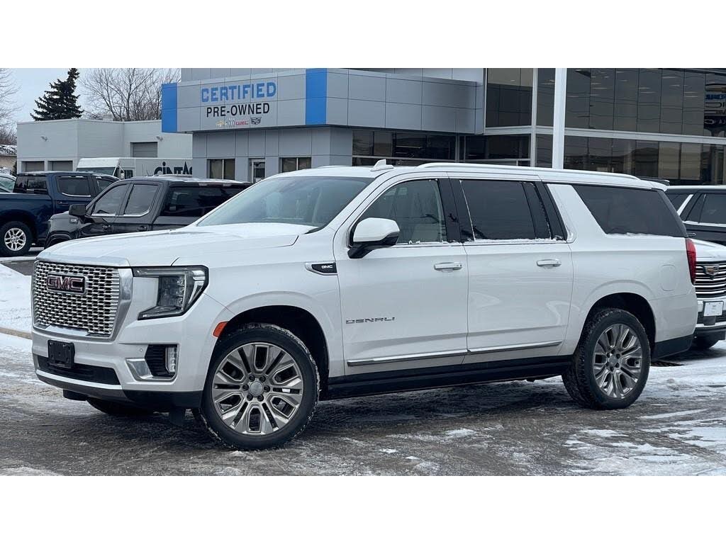 2022 GMC Yukon XL Denali 4WD