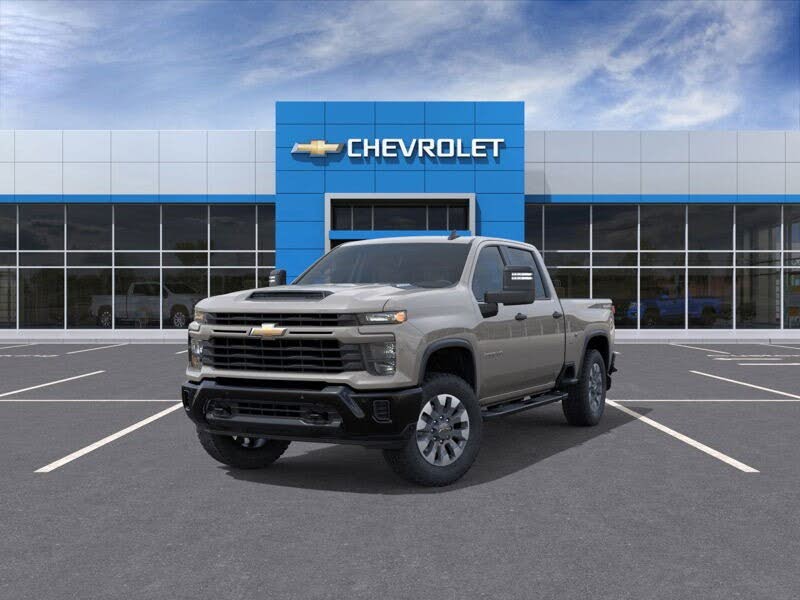 2026 Chevrolet Silverado 2500HD Custom Crew Cab 4WD