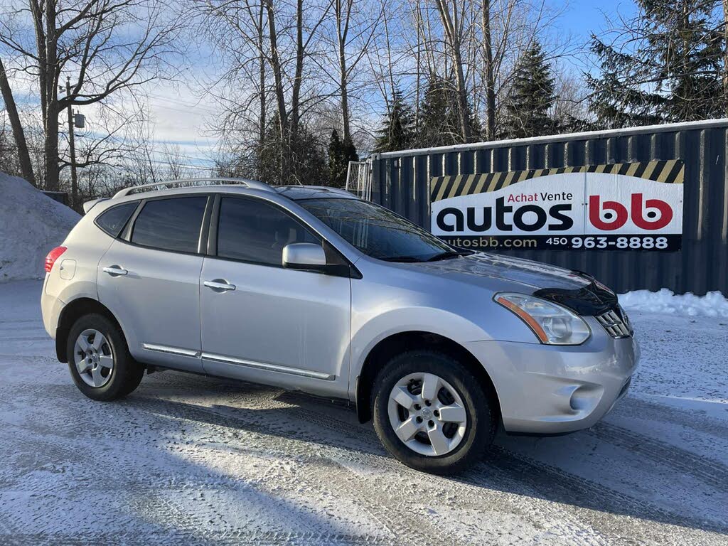 Nissan Rogue S AWD 2011
