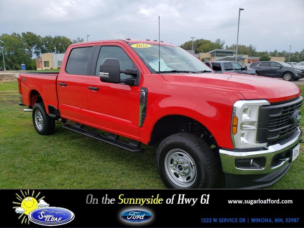 2025 Ford F-350 Super Duty XL Crew Cab 4WD