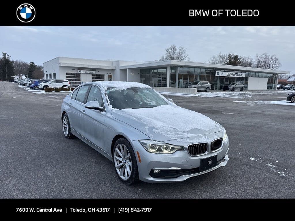 2017 BMW 3 Series 320i xDrive Sedan AWD
