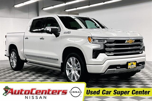 2023 Chevrolet Silverado 1500 High Country Crew Cab 4WD