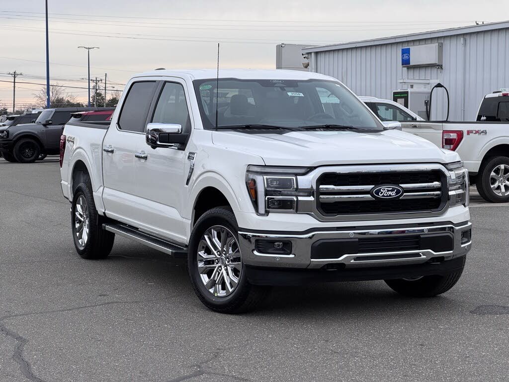 2025 Ford F-150 Lariat SuperCrew 4WD