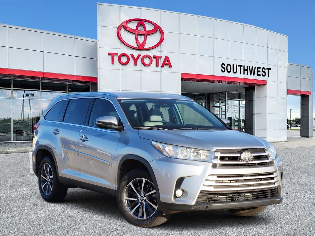 2019 Toyota Highlander XLE FWD
