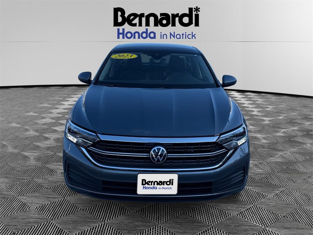 2023 Volkswagen Jetta 1.5T SE FWD