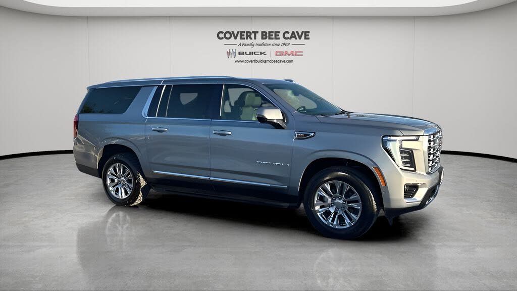 2025 GMC Yukon XL Denali 4WD