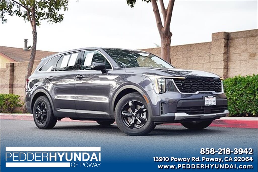 2025 Kia Sorento LX FWD