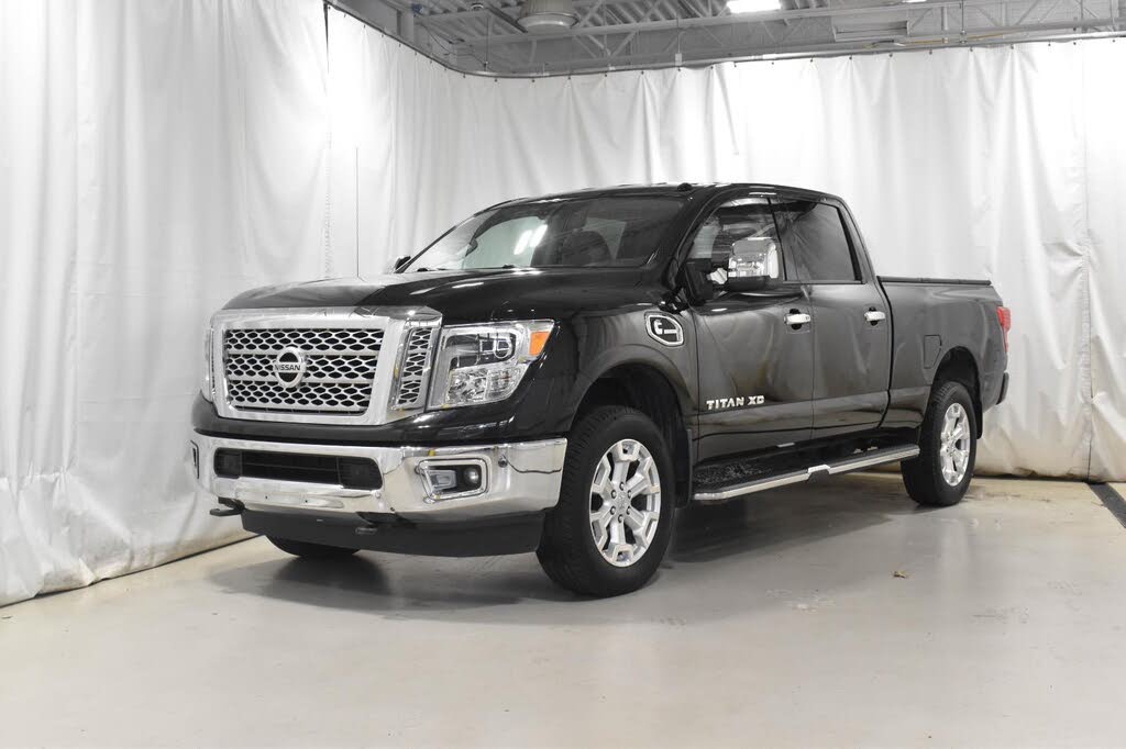 2017 Nissan Titan XD SL Crew Cab 4WD