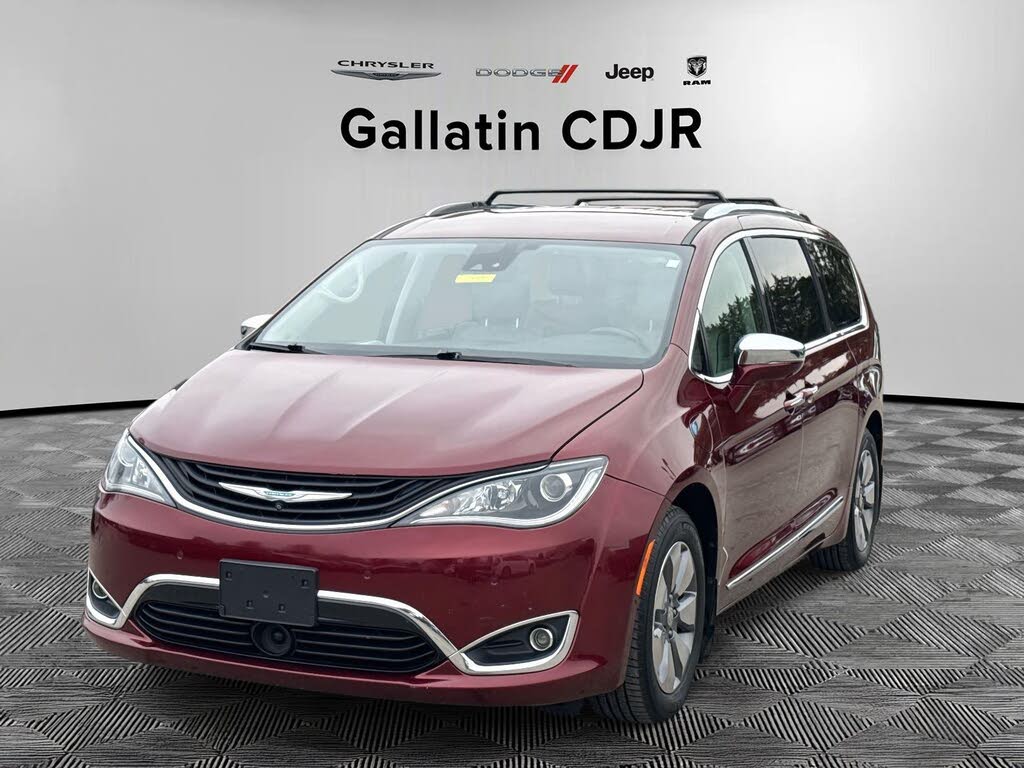 2018 Chrysler Pacifica Hybrid Limited FWD