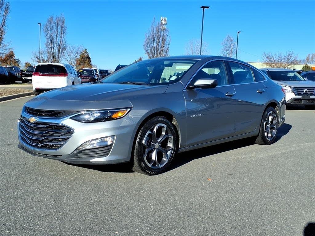 2024 Chevrolet Malibu LT with 1LT FWD