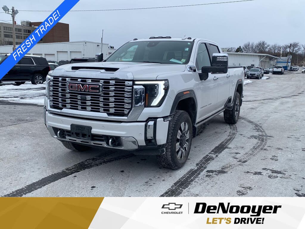 2024 GMC Sierra 3500HD Denali Crew Cab 4WD