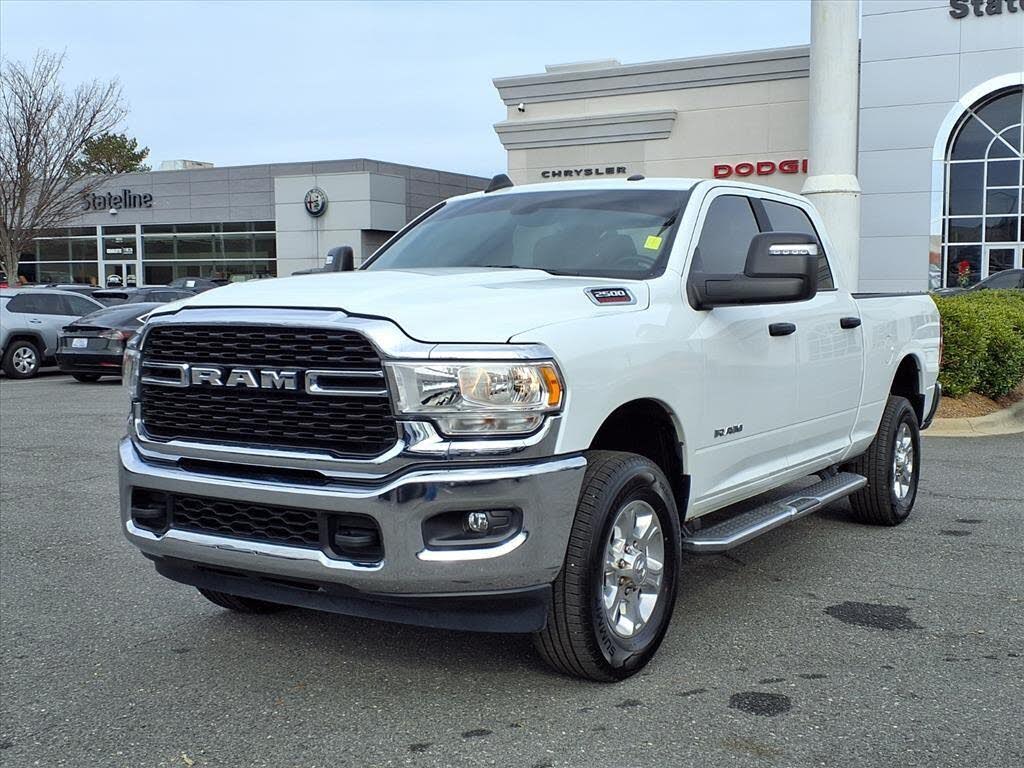 2024 RAM 2500 Big Horn Crew Cab 4WD