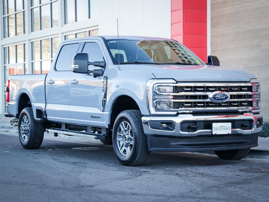 2025 Ford F-350 Super Duty Lariat Crew Cab 4WD