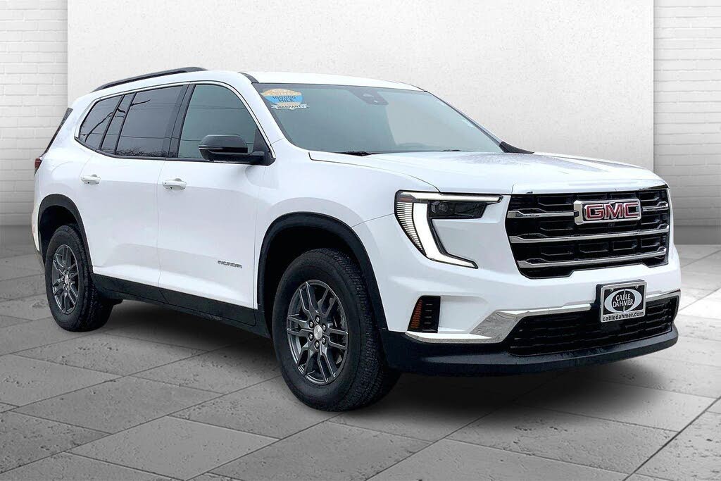 2025 GMC Acadia Elevation FWD