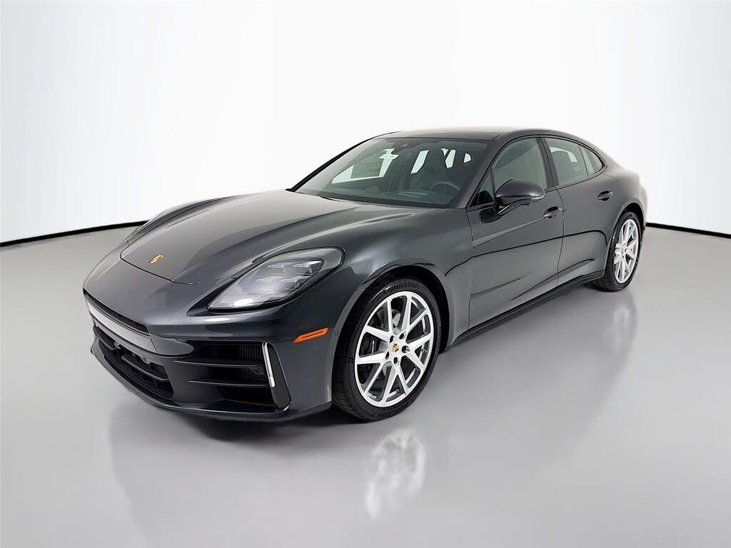 2025 Porsche Panamera 4 AWD