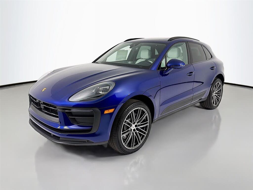 2026 Porsche Macan AWD
