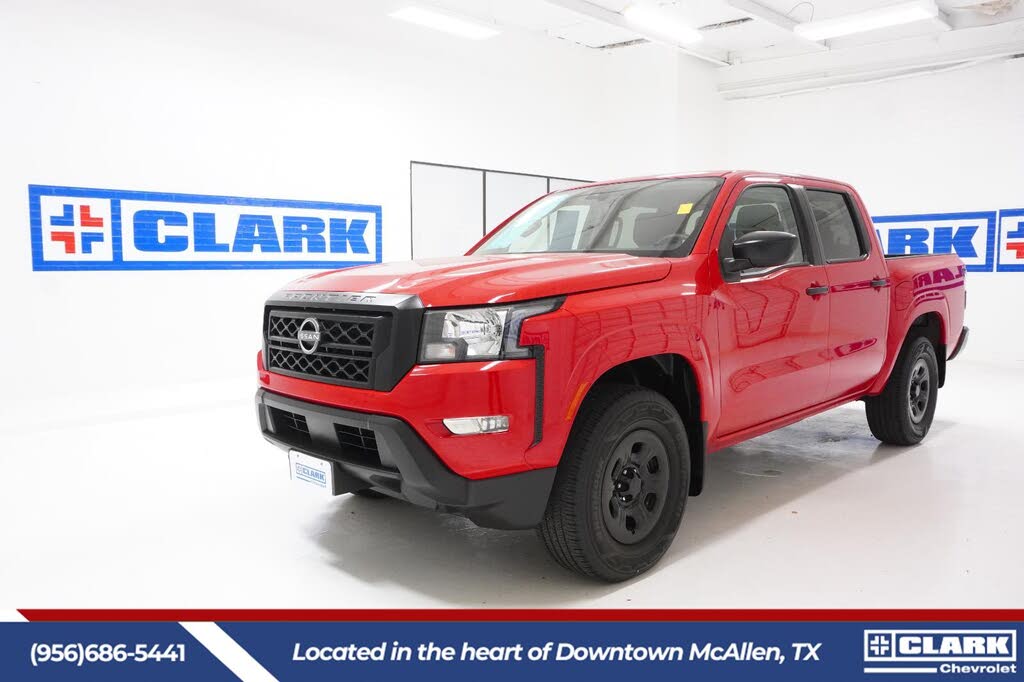 2023 Nissan Frontier S Crew Cab 4WD