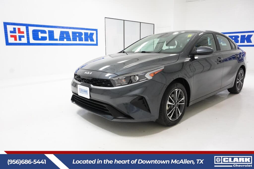 2024 Kia Forte LXS FWD