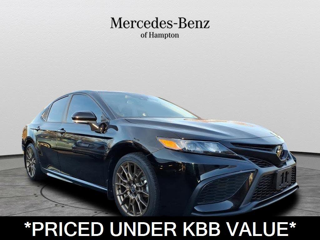 2024 Toyota Camry SE Nightshade AWD