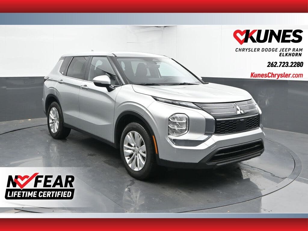 2025 Mitsubishi Outlander ES FWD