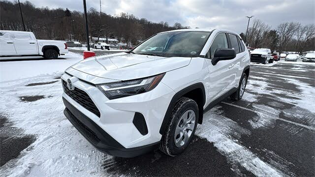 2025 Toyota RAV4 LE AWD