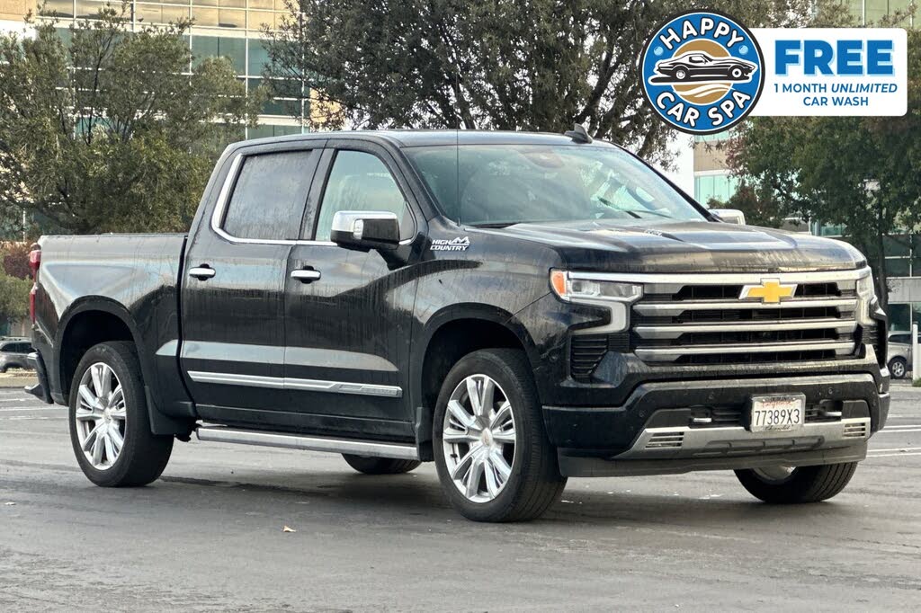 2023 Chevrolet Silverado 1500 High Country Crew Cab 4WD